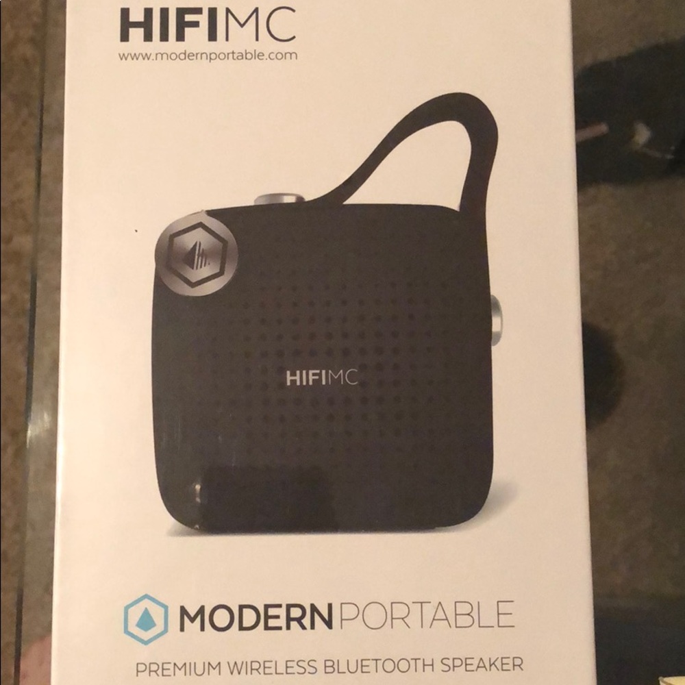 Wireless Bluetooth speaker